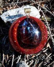 Orgonit, orgonite, orgonitový přívěšek, orgonitový šperk, orgonite, amazonit, orgone energy, granát